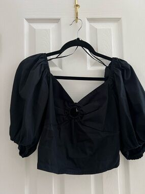 Abercrombie & Fitch Black Puff Sleeve Crop Top with Ring Detail